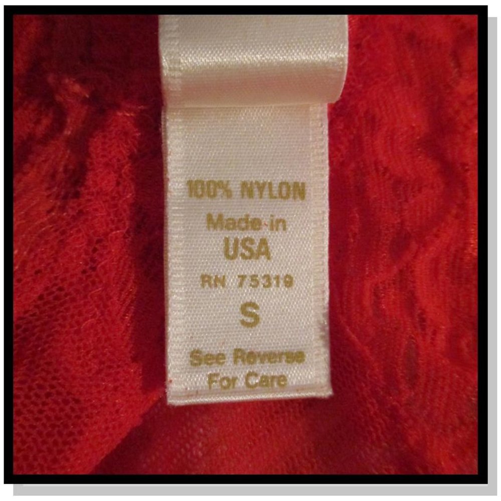 💥SOLD💥VS RED LACE NET BACKLESS THONG BODY SUIT - Picture 7 of 9